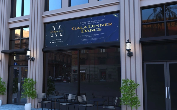  Outdoor Banner